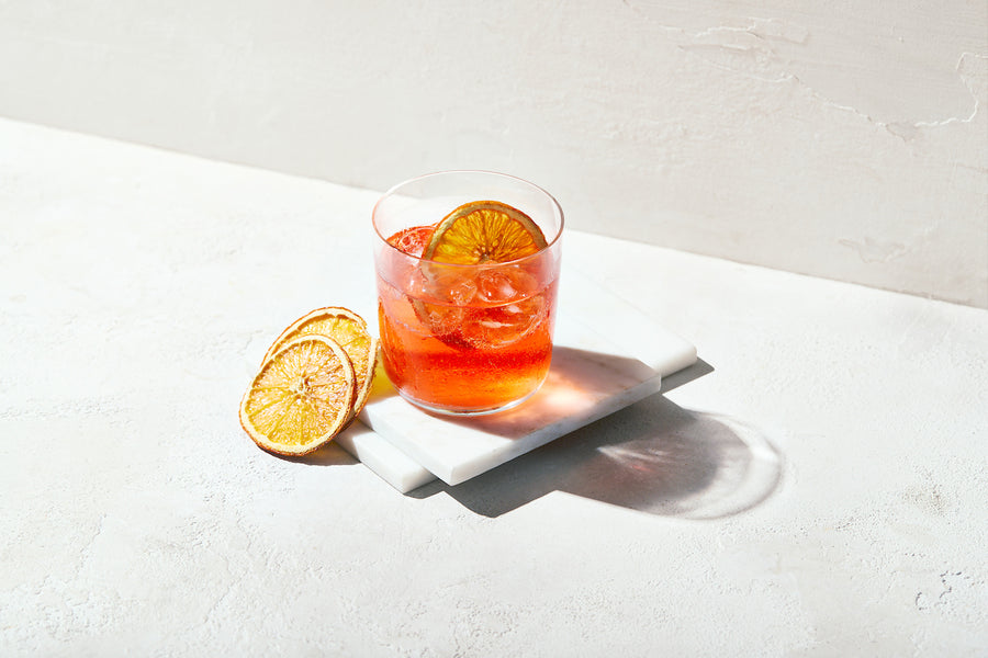 NONA Spritz Drop in the light